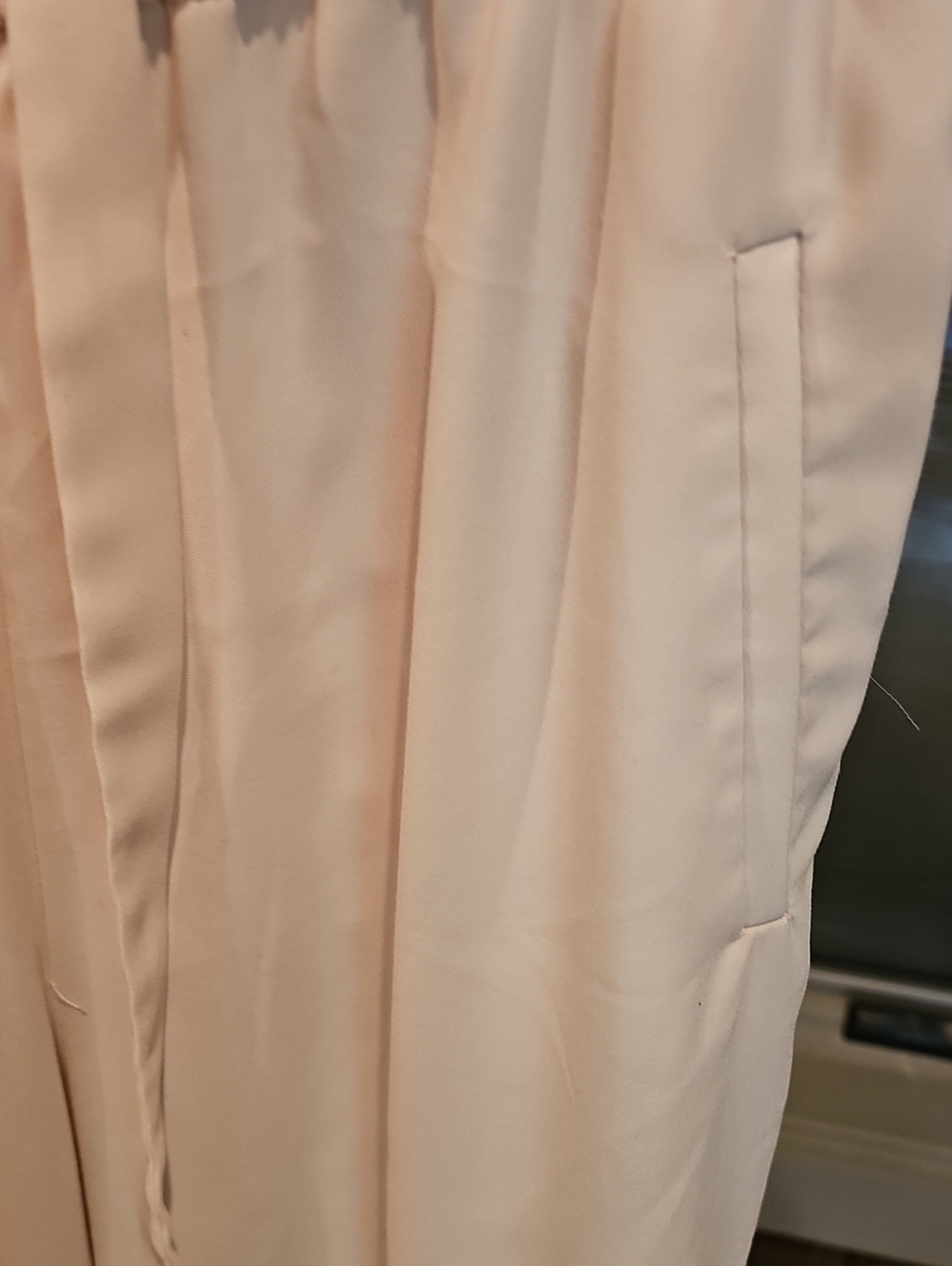 Zara Wide-Leg Drawstring Pants in Cream - Picture 3 of 7